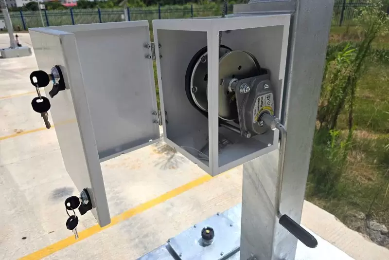 Boss-Solar-Tower-BT60-3-800x534